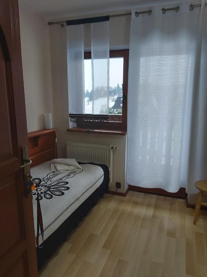 Dom Z Witrazami Apartment Bukowina Tatrzanska Luaran gambar