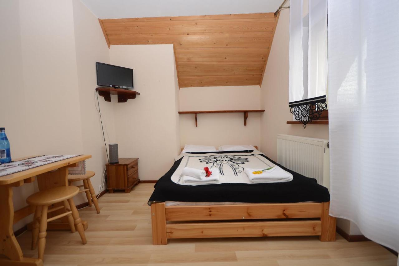 Dom Z Witrazami Apartment Bukowina Tatrzanska Luaran gambar