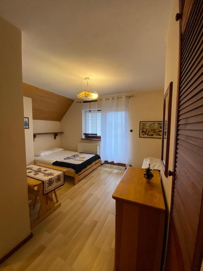 Dom Z Witrazami Apartment Bukowina Tatrzanska Luaran gambar