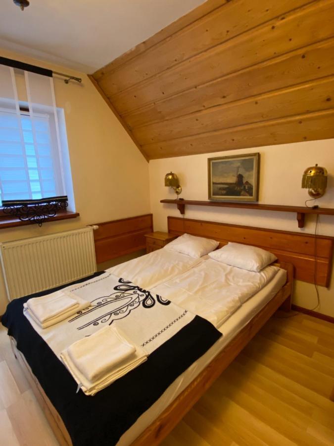 Dom Z Witrazami Apartment Bukowina Tatrzanska Luaran gambar