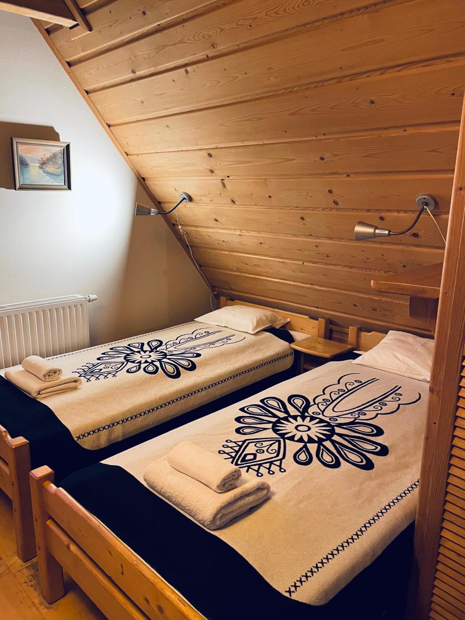 Dom Z Witrazami Apartment Bukowina Tatrzanska Luaran gambar